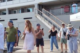 Pelabuhan Badas Sumbawa kian diminati kapal pesiar