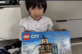 Presiden Prabowo kabulkan permintaan anak diaspora di Rusia dapat mainan Lego