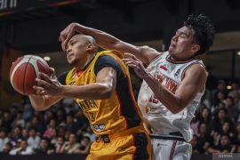 Pelita Jaya bertahan puncak klasemen usai kalahkan Dewa United 89-85