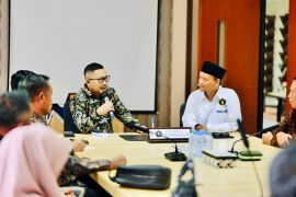 Pemkab-Banggai gandeng UB kerja samakembangkan sektor perkebunan