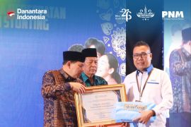 BKKBN berikan PNM Cabang Jambi penghargaan OTA atas keberhasilan program TJSL cegah stunting