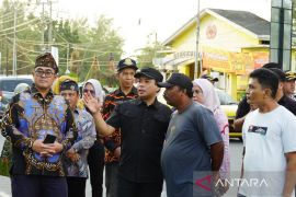 Pemkot Bengkulu pasang 226 lampu jalan di kawasan Pantai Panjang