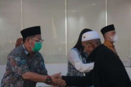 Wabup Bangka Tengah sambut kepulangan 127 orang haji