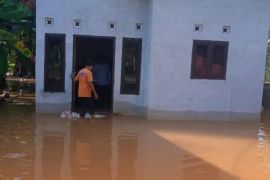 Kemensos salurkan bantuan korban banjir di Parigi Moutong