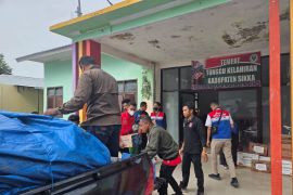 Pertamina Jatimbalinus salurkan bantuan untuk korban erupsi Gunung Lewotobi
