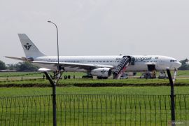 Densus 88 dalami ancaman bom kedua di Saudia Airlines