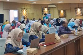 UMS gelar webinar nasional bahas revitalisasi laboratorium PG-PAUD