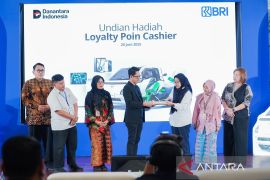 BRI Bagikan Mobil Listrik hingga iPhone Program Loyalty Poin Cashier 2025