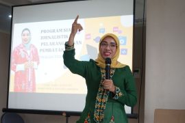 Menuju  500 tahun Jakarta : Penyiaran sebagai infrastruktur budaya