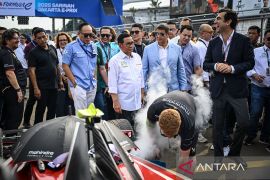 Pram-Doel kompak saksikan final Formula E di Ancol