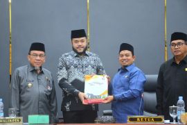 Pemko bersama DPRD Kota Padang sepakati KUA-PPAS APBD tahun anggaran 2025