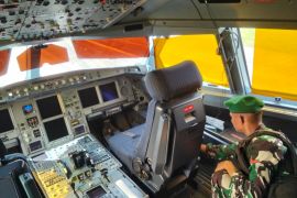 Suasana Tim Jihandak Kodam 1 Bukit Barisan Amankan Pesawat Saudi Airlines yang diancam Bom