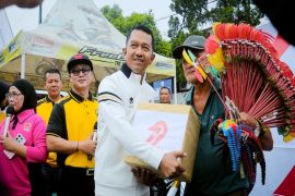 Ratusan warga manfaatkan layanan kepolisian di Car Free Day Pemalang