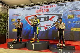 Atlet gokart Qarrar Firhand naik podium di Italia
