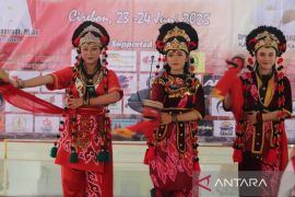 Pemkab Cirebon mempromosikan pariwisata melalui program "travel mart"