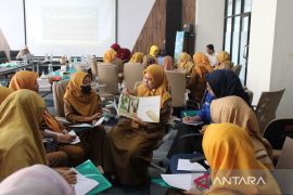 Puluhan guru di Kota Serang ikuti Bimtek Membaca Nyaring