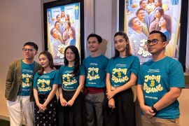 Pemain Film \'Jodoh 3 Bujang\' Sapa Penggemar di Palu, Segera Tayang 26 Juni