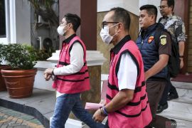 Kasus LNG, KPK panggil eks direktur perusahaan migas jadi saksi