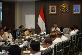 Prabowo teken Inpres percepat pembangunan Enggano