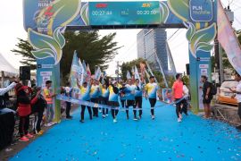 Peserta PLN Mobile Run donasi voucher listrik bagi 1.800 pelanggan subsidi