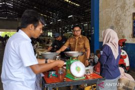 Pemkab HST buka layanan tera ulang gratis pastikan keakuratan alat ukur