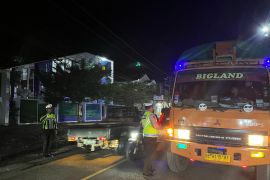 Polisi gencarkan sosialisasi bahaya truk ODOL di jalan Krui-Bengkulu