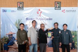 Bawaslu beri penghargaan ke Antara Biro Banten dalam sukseskan Pemilu