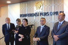 DPR koordinasi dengan pemerintah tuntaskan terkait Pulau Enggano hari ini