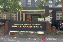 Bantul genjot perolehan retribusi wisata pantai pada liburan sekolah