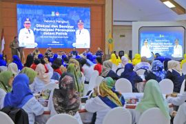 Pemkot Tangerang ajak perempuan jadikan politik ruang kontribusi
