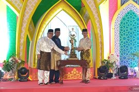 Kafilah Kota Batam pertahankan juara umum STQH XI tingkat Provinsi Kepri 2025