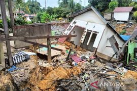 Dinas ESDM Kaltim fokus audit teknis  perusahaan sekitar longsor Batuah