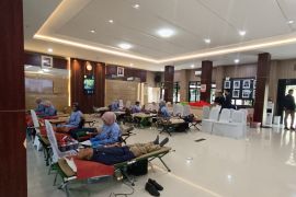 PLN UID Sumatera Barat dan PMI Kota Padang gelar aksi donor darah