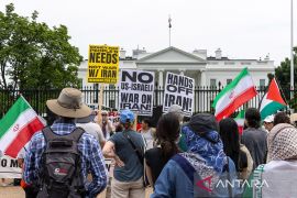 Serangan AS disebut gagal lucuti fasilitas nuklir, Gedung Putih berang