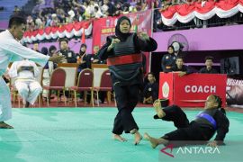 Menbud ajak lestarikan budaya dan tingkatkan kesehatan dengan pencak silat