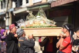 Pemkot Kediri gelar tumpengan massal sambut 1 Muharram