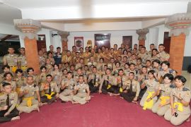 Bupati-Wabup Badung motivasi Praja IPDN asal Bali