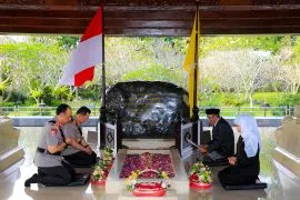 Gubernur Khofifah: Teladani nasionalisme dan persatuan Bung Karno