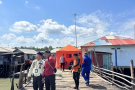 SAR sebut tiga korban kapal tenggelam di Batam masih dalam pencarian
