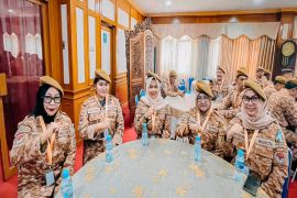 Wali Kota Banjarbaru Erna Lisa simak arahan menteri saat retret