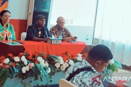 Pemkab Biak lakukan pendampingan peternak asli Papua