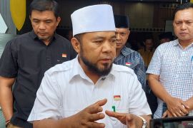 Gubernur Bengkulu minta listrik di Pulau Enggano mengalir 24 jam
