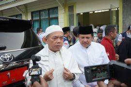 Gubernur Al Haris sampaikan permintaan maaf ke jemaah haji