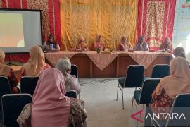 Dharma Wanita Persatuan Kota Solok gelar Pertemuan Bulanan Tema Public Speaking