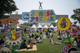 Piknik massal di Lapangan Banteng rayakan HUT Jakarta