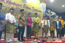 Wali Kota Singkawang mengajak suku Melayu lestarikan budaya