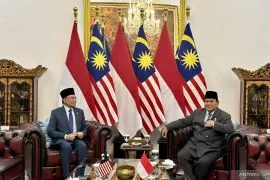 Presiden Prabowo terima  kunjungan PM Anwar Ibrahim di Istana Merdeka