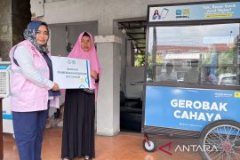 PLN Cianjur dukung pertumbuhan ekonomi lokal lewat Gerobak Cahaya