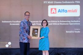 Alfamidi raih penghargaan GCG kontribusi ke ekonomi nasional