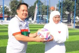 Khofifah resmikan Al-Akbar Mini Soccer di MAS